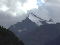 Der Glacierexpress erklimmt den Weg nach Zermatt 
