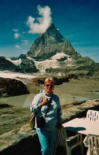 Trockener Steg mit Blick zum 4478 m - hohen Matterhorn