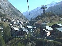 Hinauf geht es - Blick zurück nach Zermatt